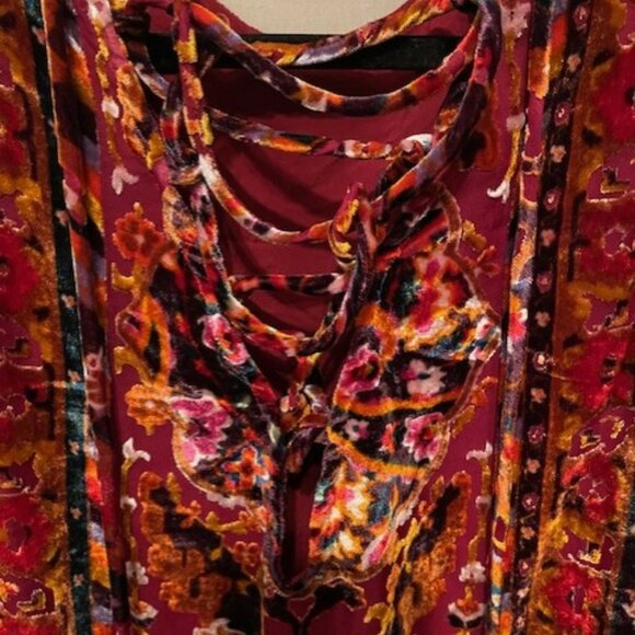 Retro Velvet Shift Puff Sleeve Mini Dress - Picture 13 of 16